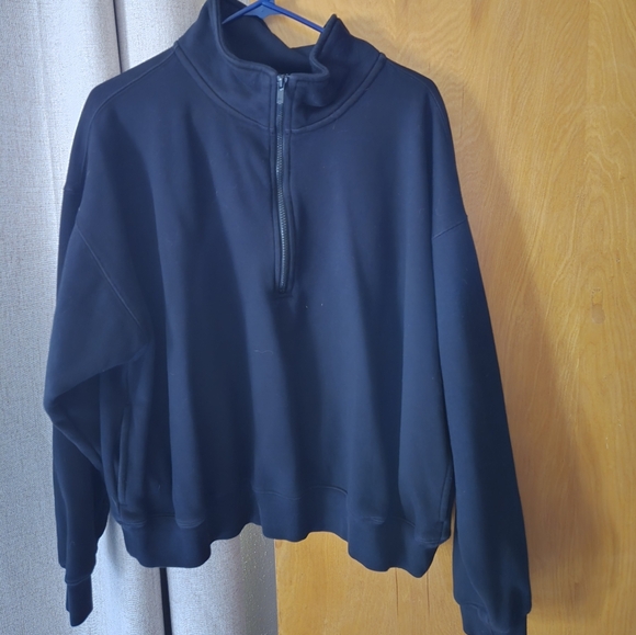 Fabletics Tops - Fabletics Black Pullover